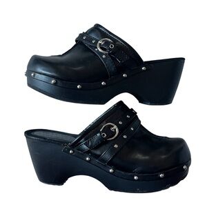 VINTAGE Y2K FASHION BUG STUDDED BLACK WEDGE CLOGS 8 WOMENS